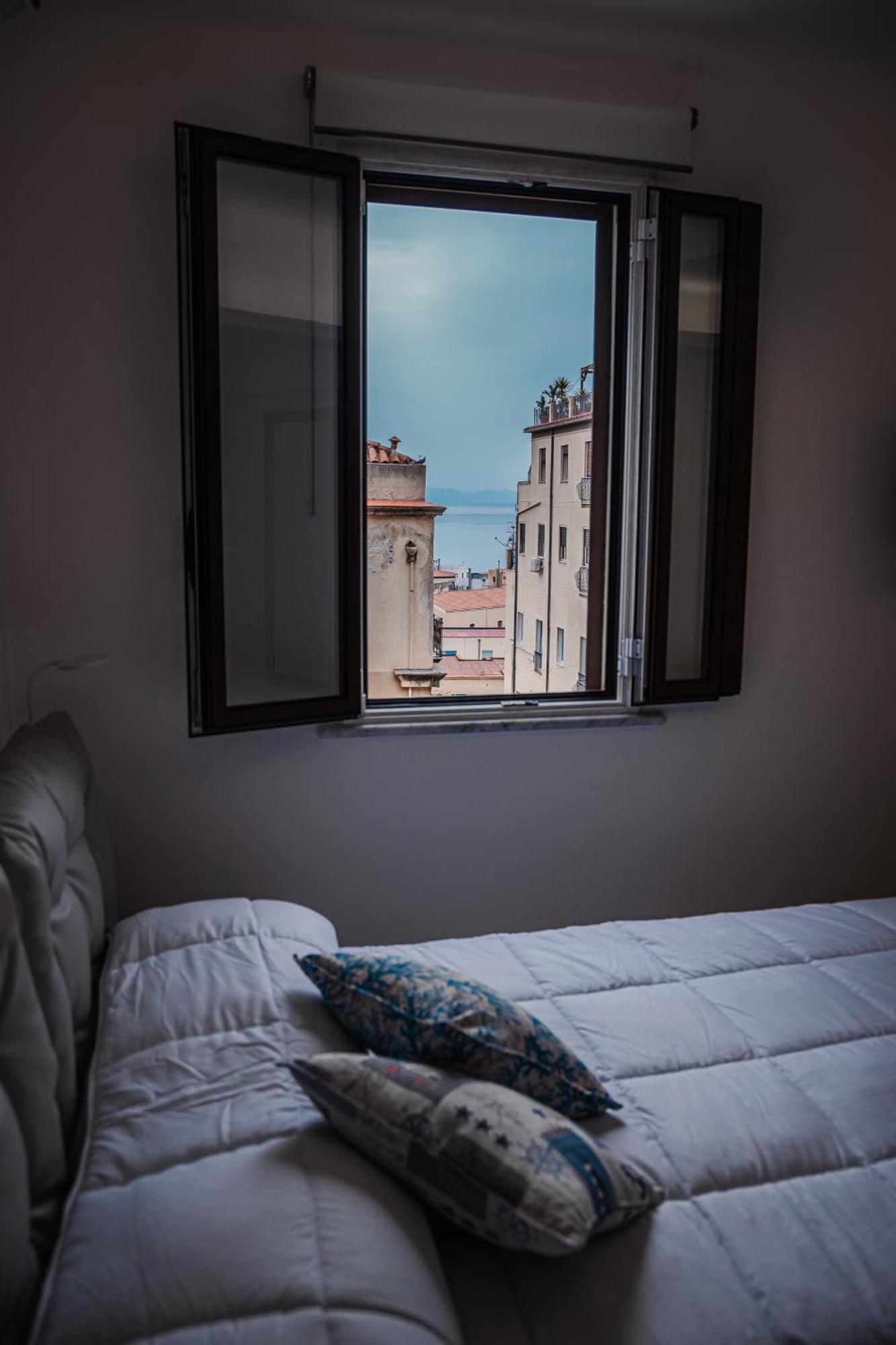 Suite Liberty Cefalù Exteriör bild
