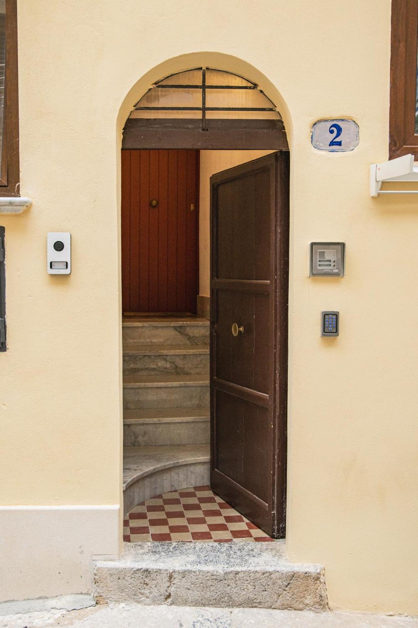 Suite Liberty Cefalù Exteriör bild