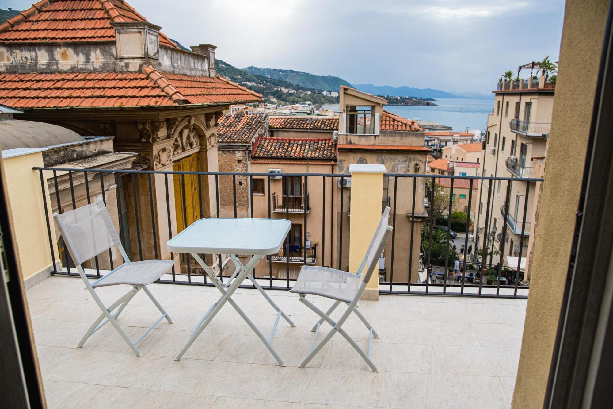 Suite Liberty Cefalù Exteriör bild